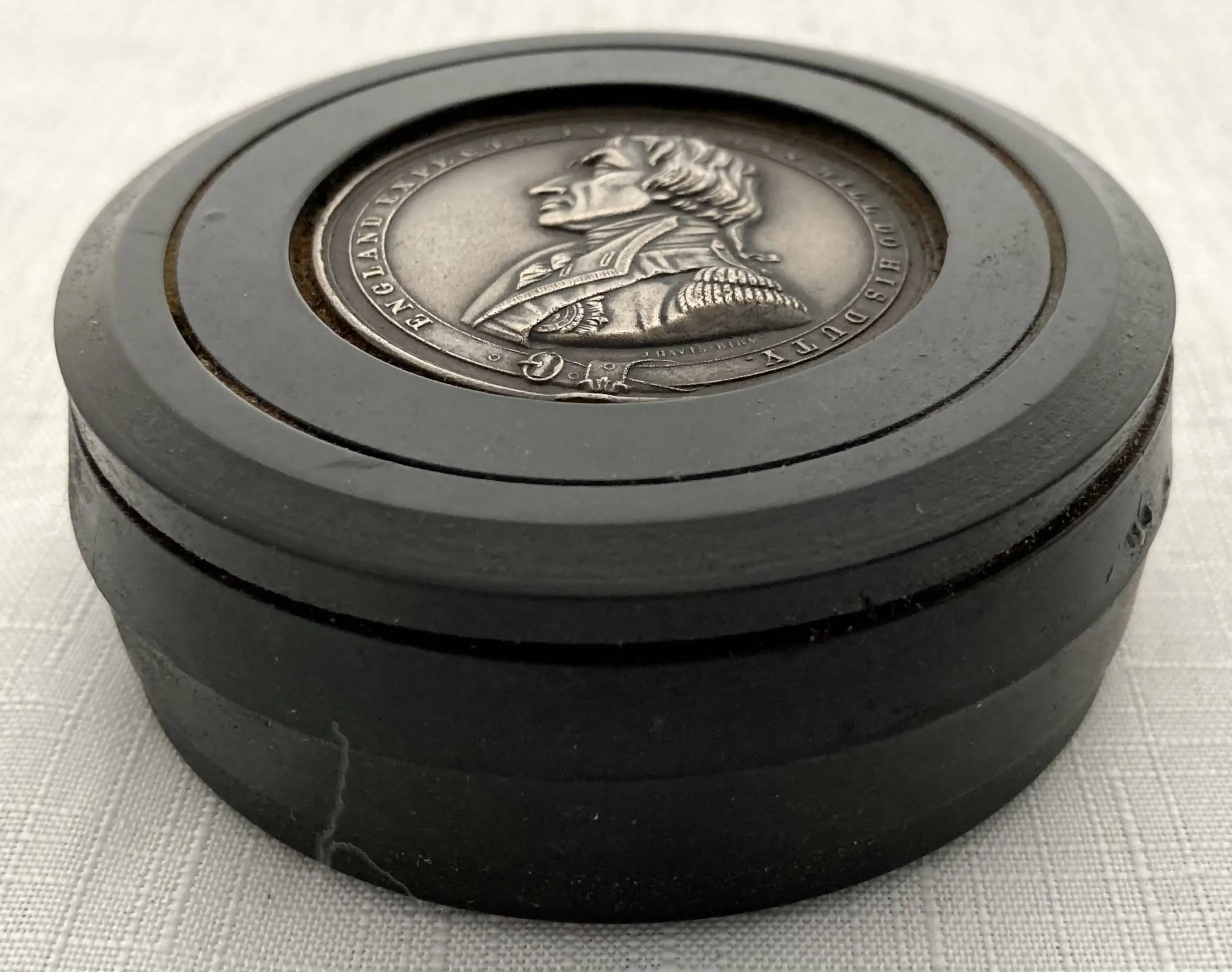 19th Century Bois Durci Snuff Box with Admiral Lord Nelson Profile.