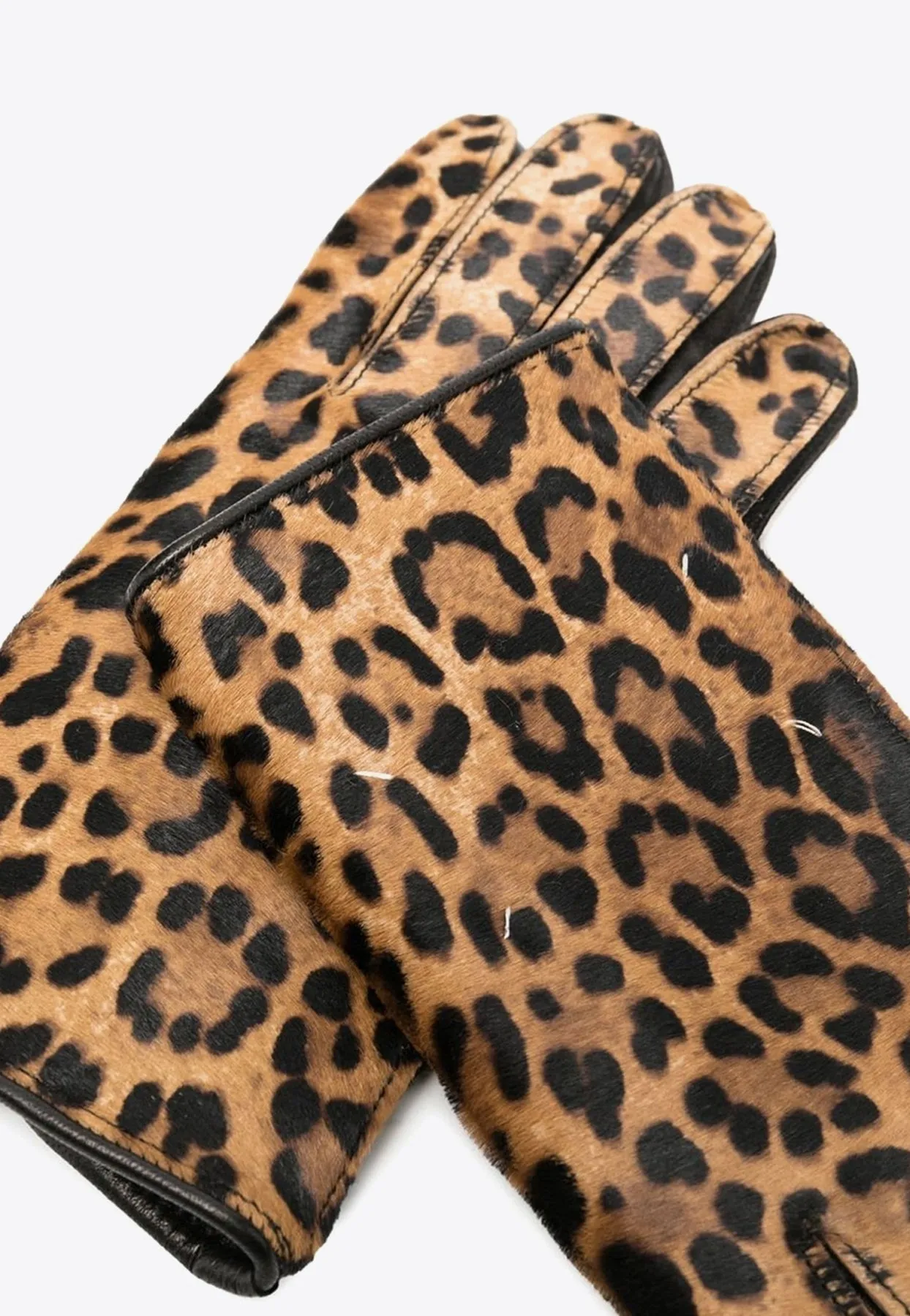 All-Over Leopard Print Gloves