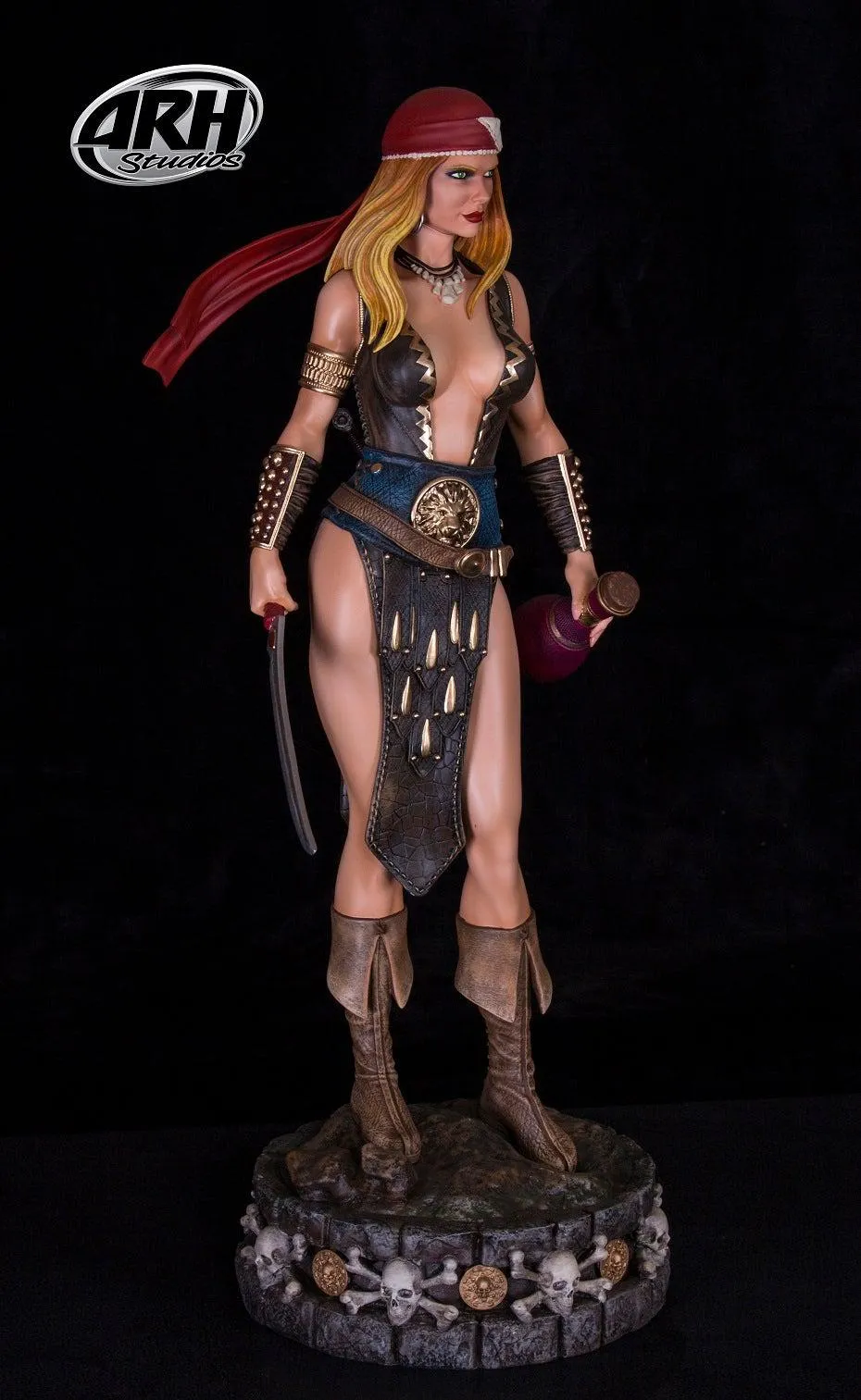 Arhian Pirate Exclusive 1/4 Scale Statue