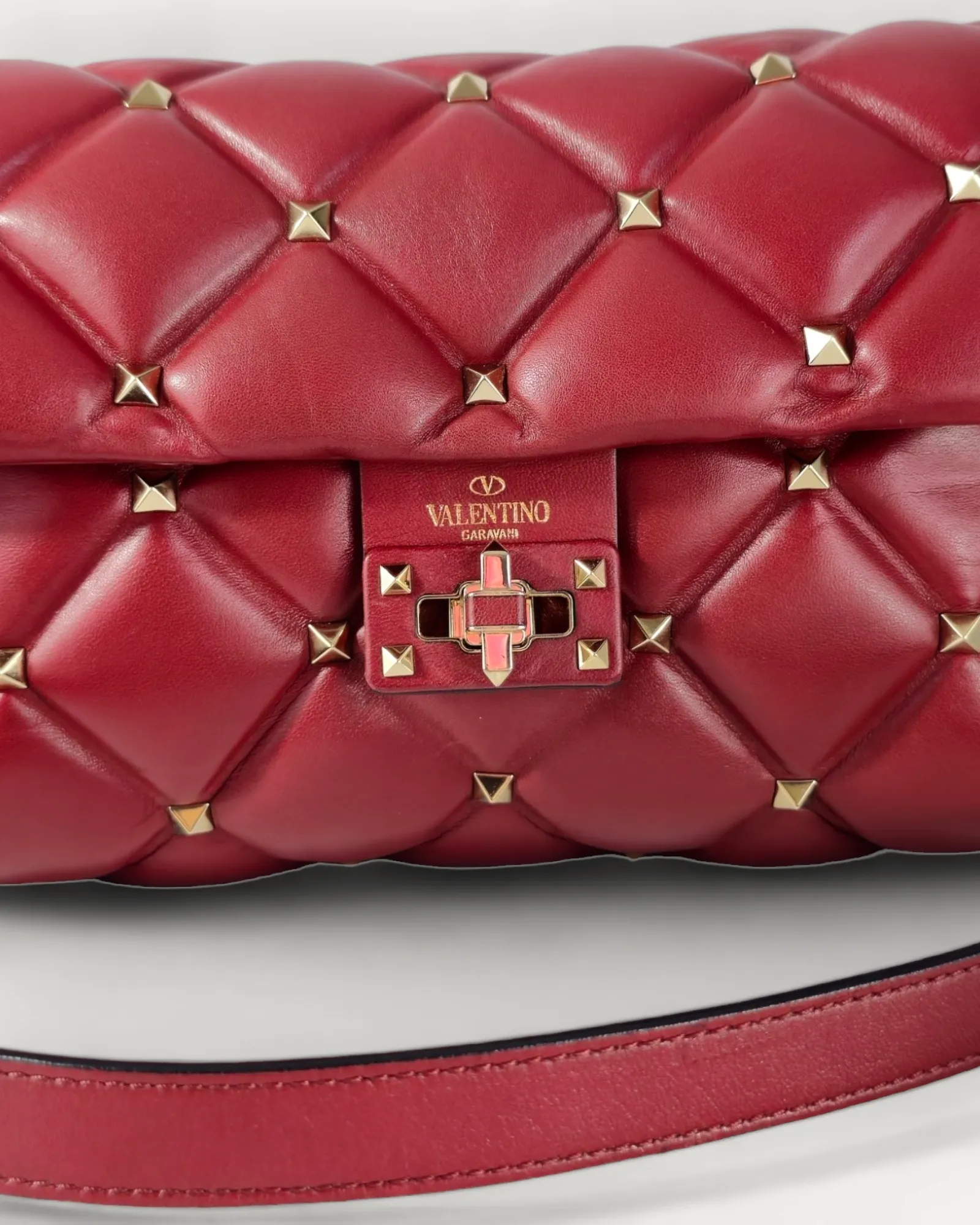 Bolsa Valentino de Ombro Vermelho