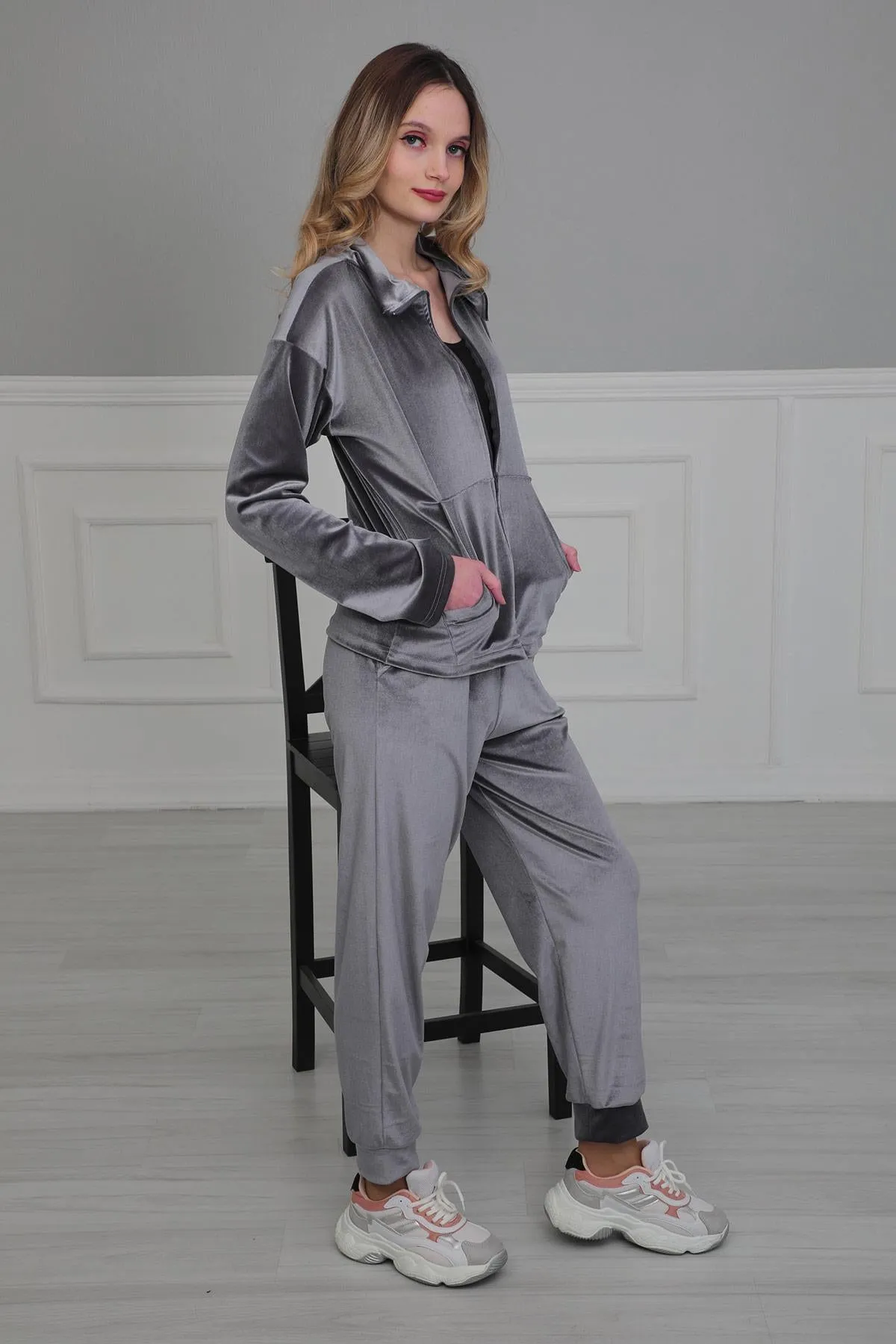 Chic Hooded Tracksuit with Pockets, Velvet Women Tracksuit Pyjamas, One-size-fits-all Casual Velour Sweatsuit for Women,TK-2