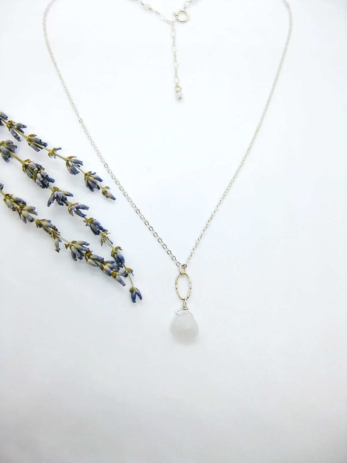 Chrysanthe: Moonstone Necklace - n575