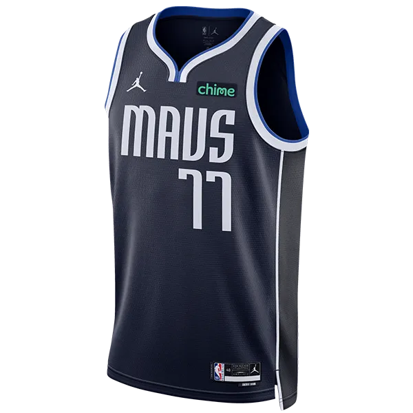 DALLAS MAVERICKS LUKA DONČIĆ 22-23 JORDAN STATEMENT SWINGMAN JERSEY