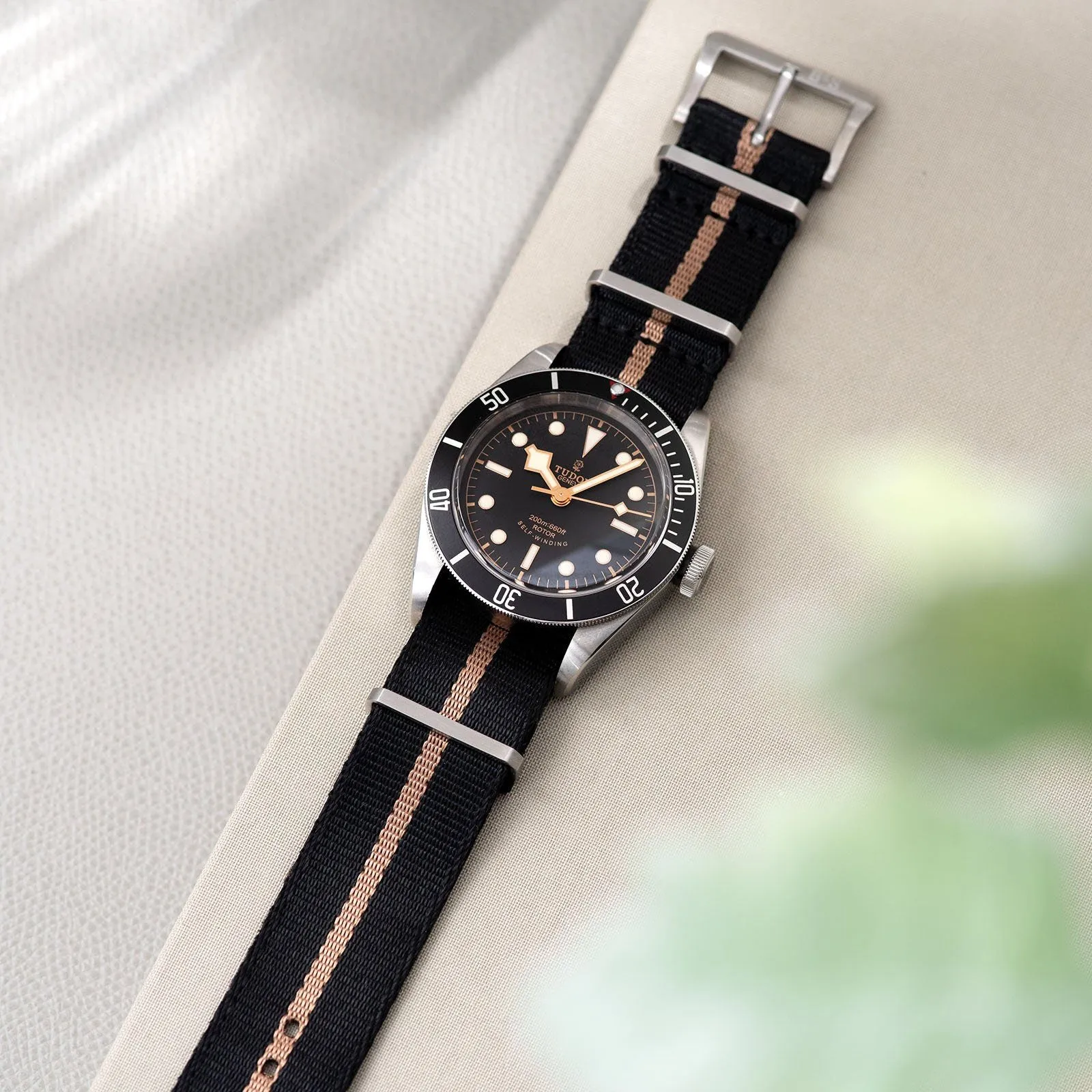 Deluxe Nylon Single Pass Watch Strap Black One Stripe Bronze