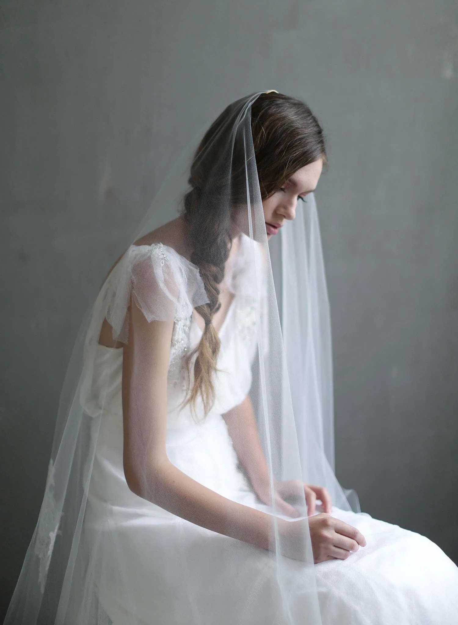 Floating lace circle veil - Style #710