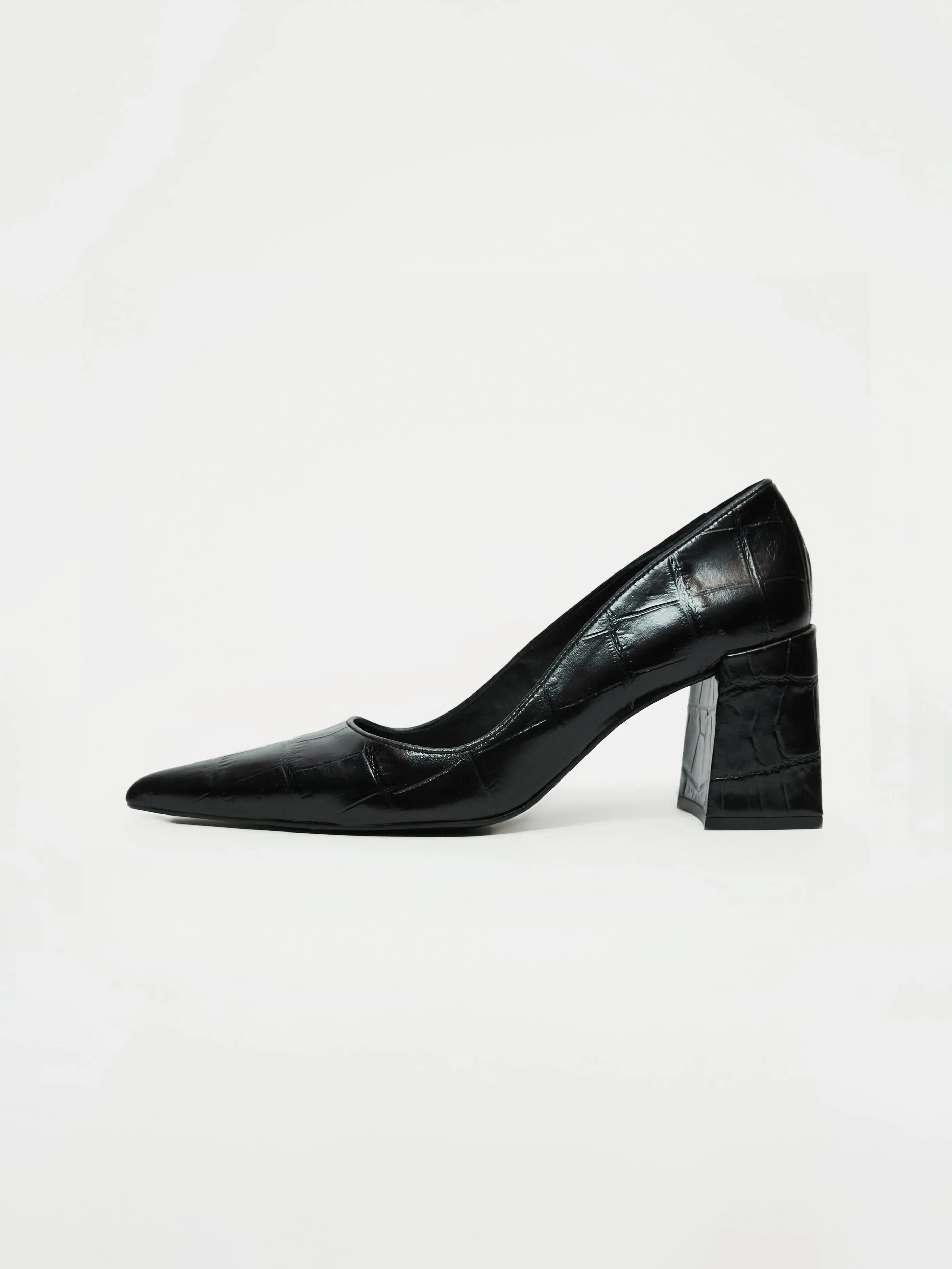 Isabel Croc Court Shoe | Black