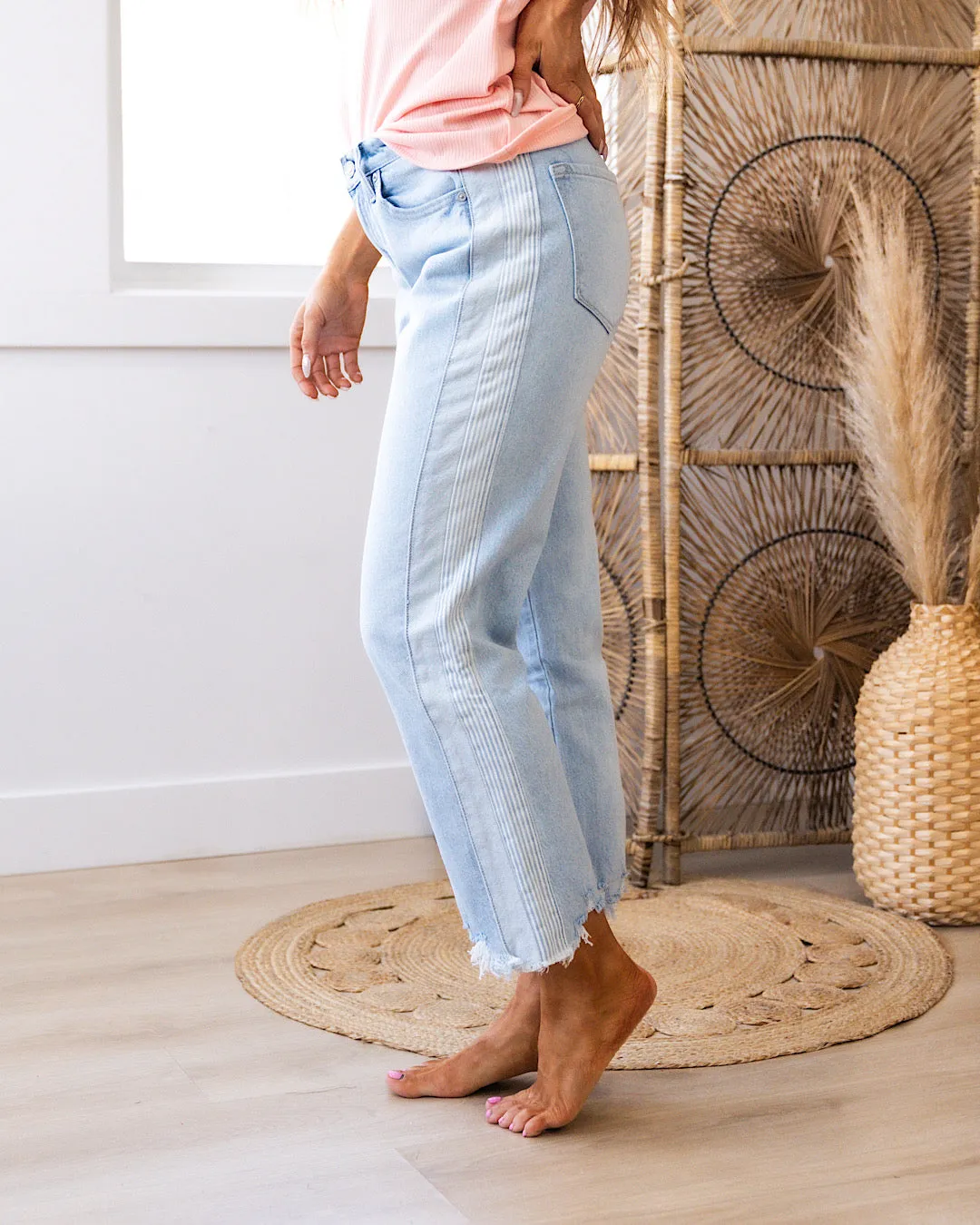 KanCan Amaze Me Pinstripe Detail Straight Jeans