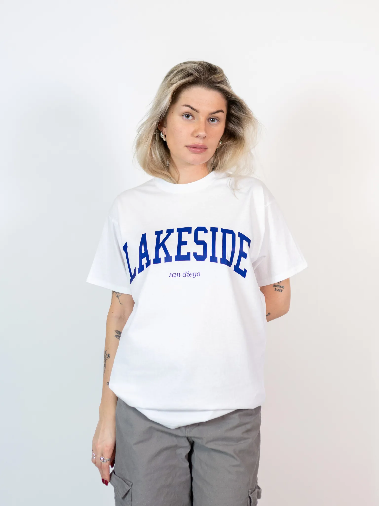 LAKESIDE TEE - HVID