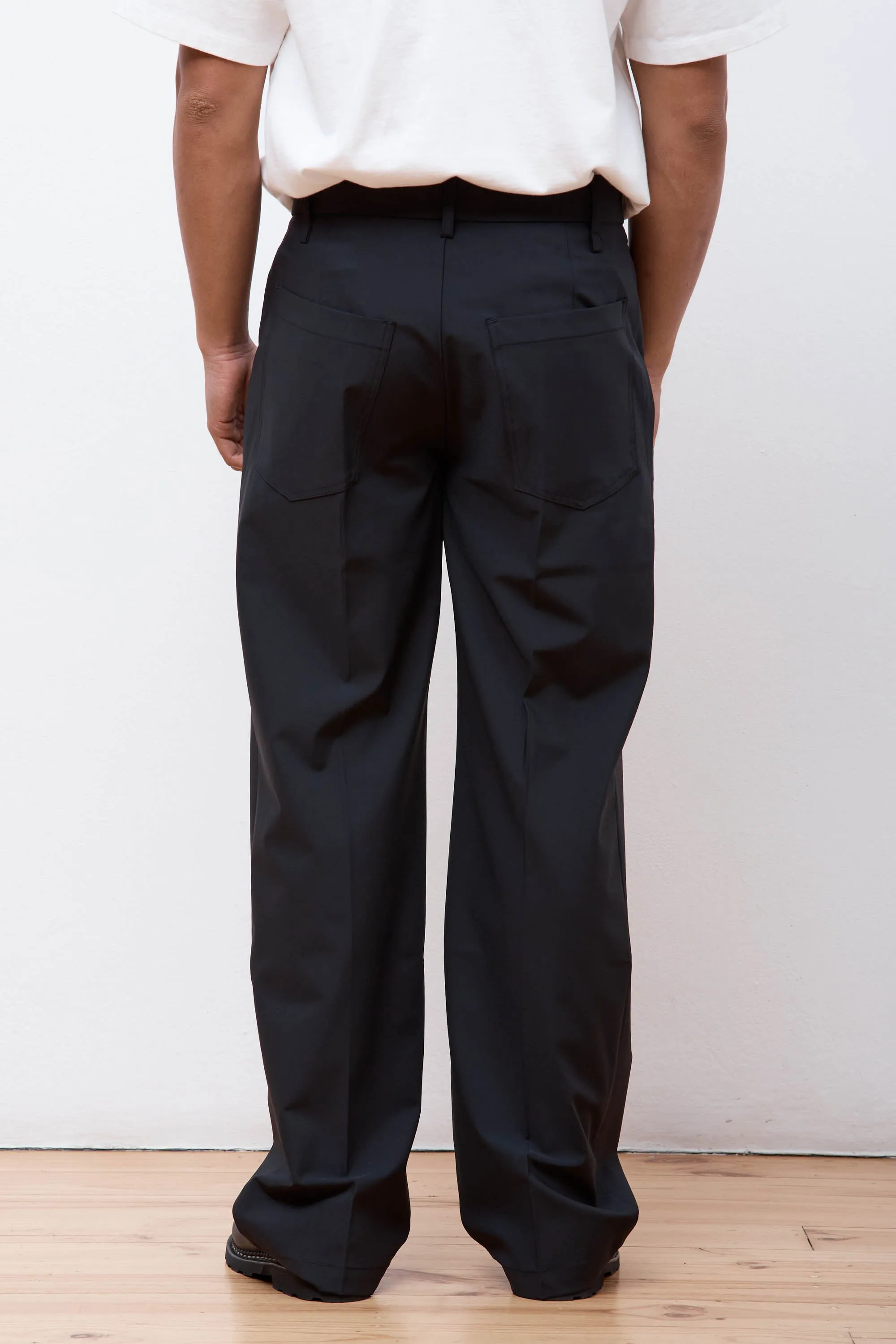 Loose Pleated Pant Black