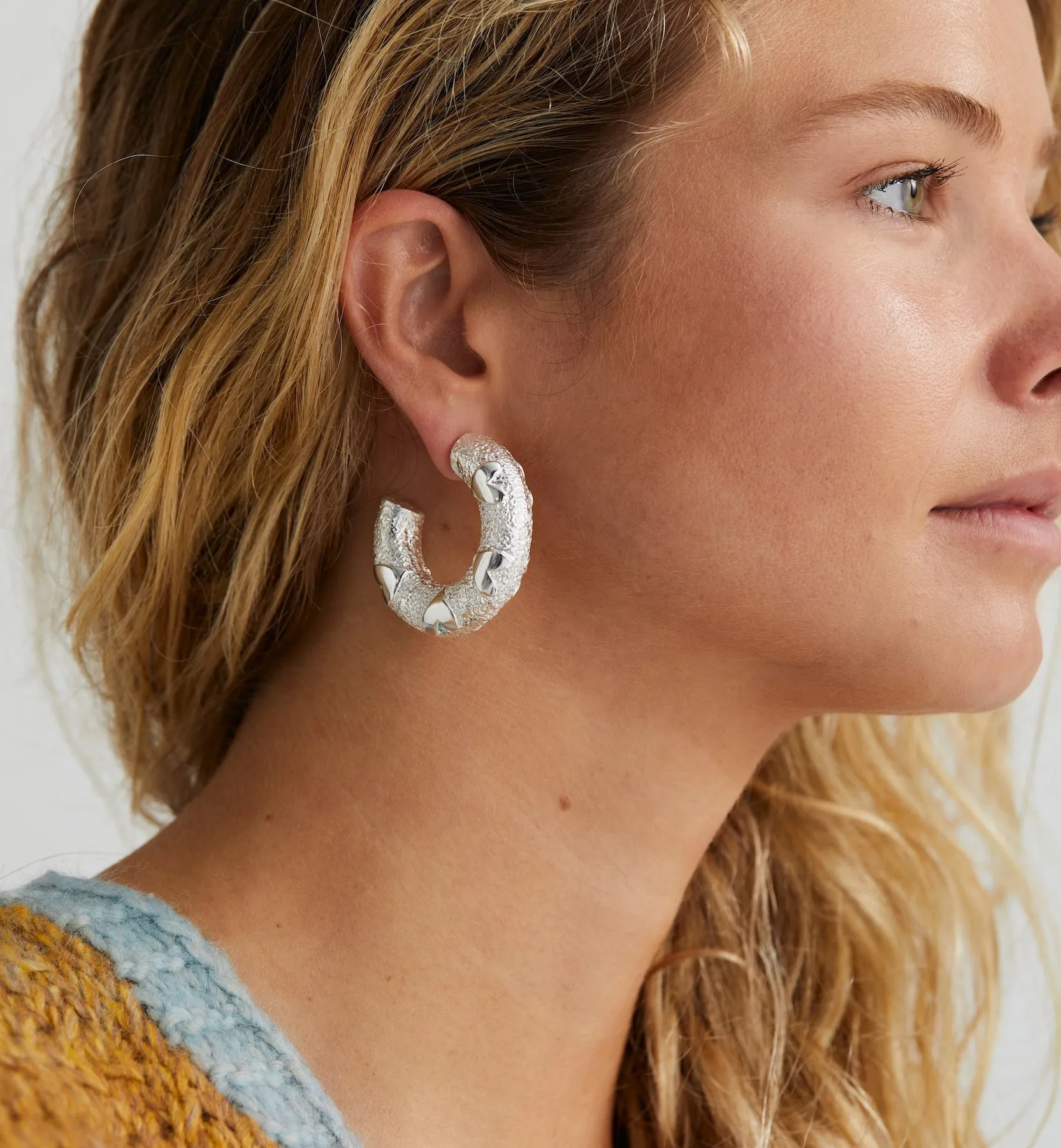 Love City Hoop Earrings (L)