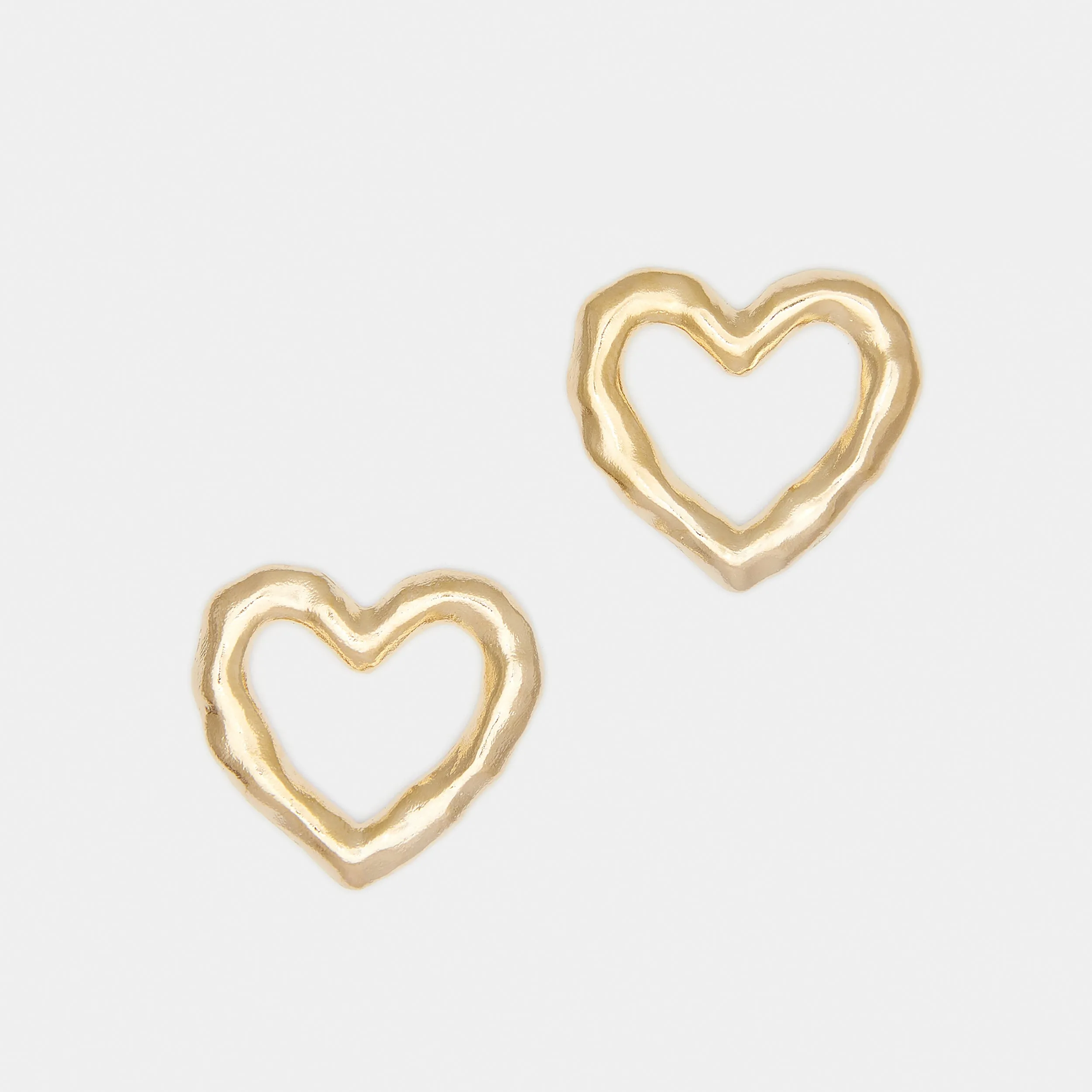 Lulu Heart Earrings in Gold