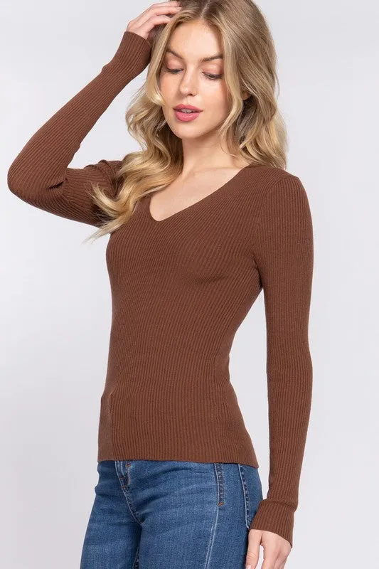 NICKI LONG SLEEVE V-NECK FITTED VISCOSE RIB SWEATER TOP