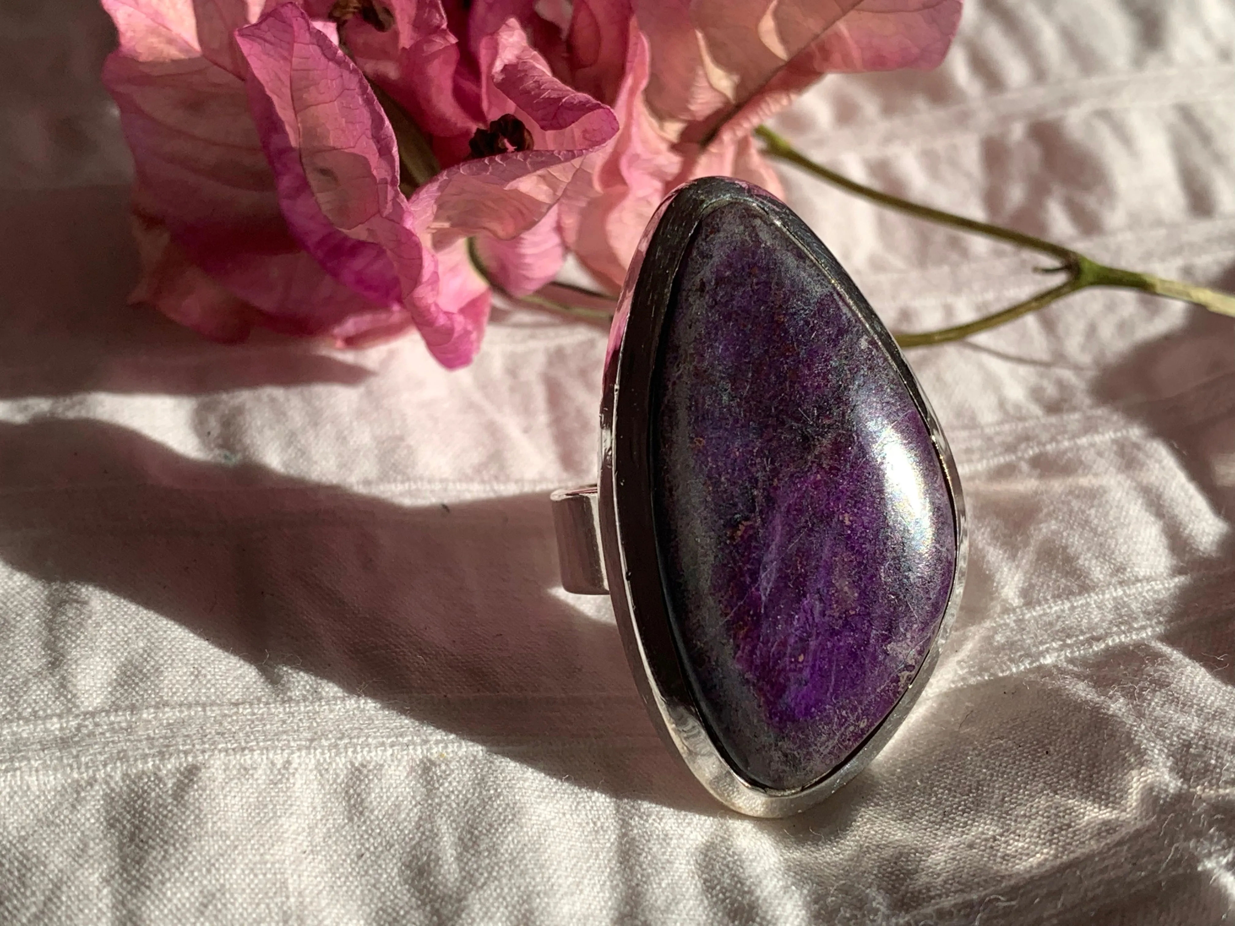 Sugilite Naevia Ring - Large Freeform (US 7)