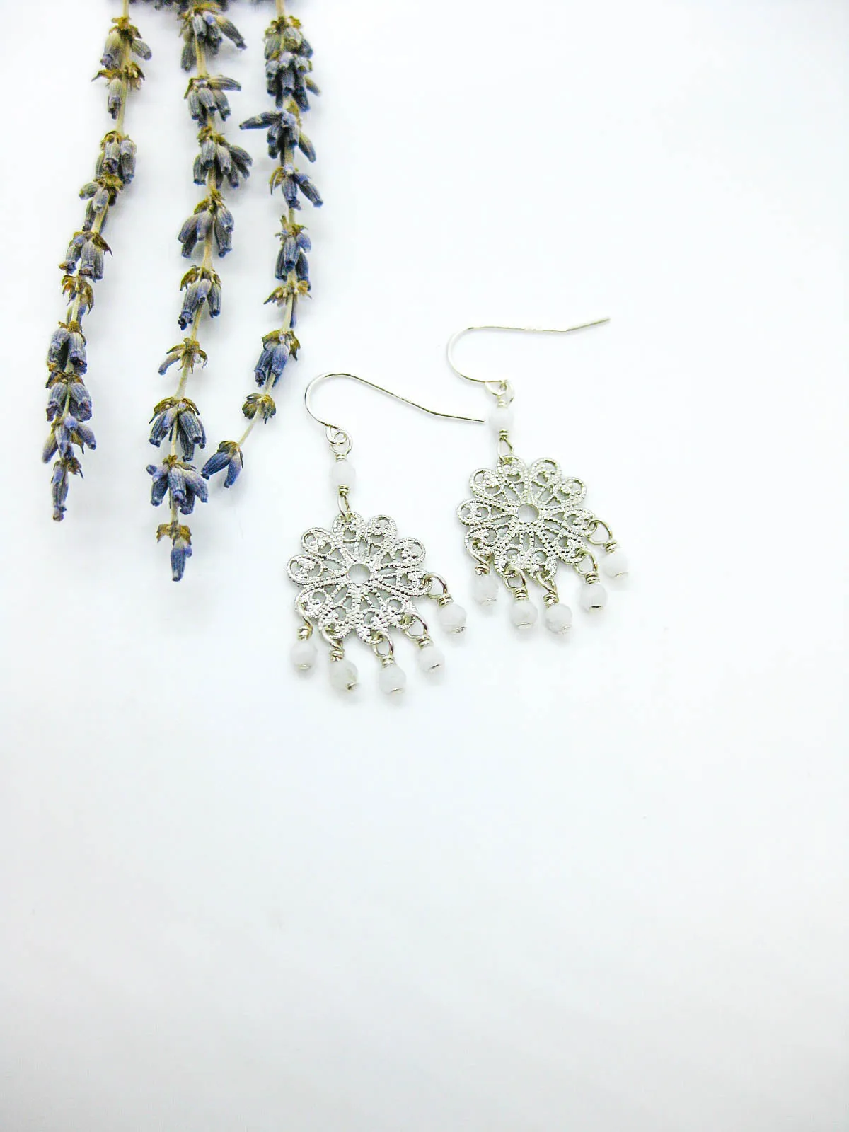 Willow: Moonstone Earrings - e672